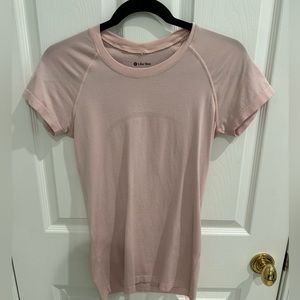 Lululemon Swiftly Short Sleeve Size 6